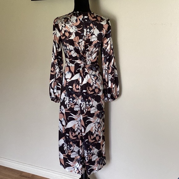 Neon Blush long sleeves dress - Picture 4 of 10